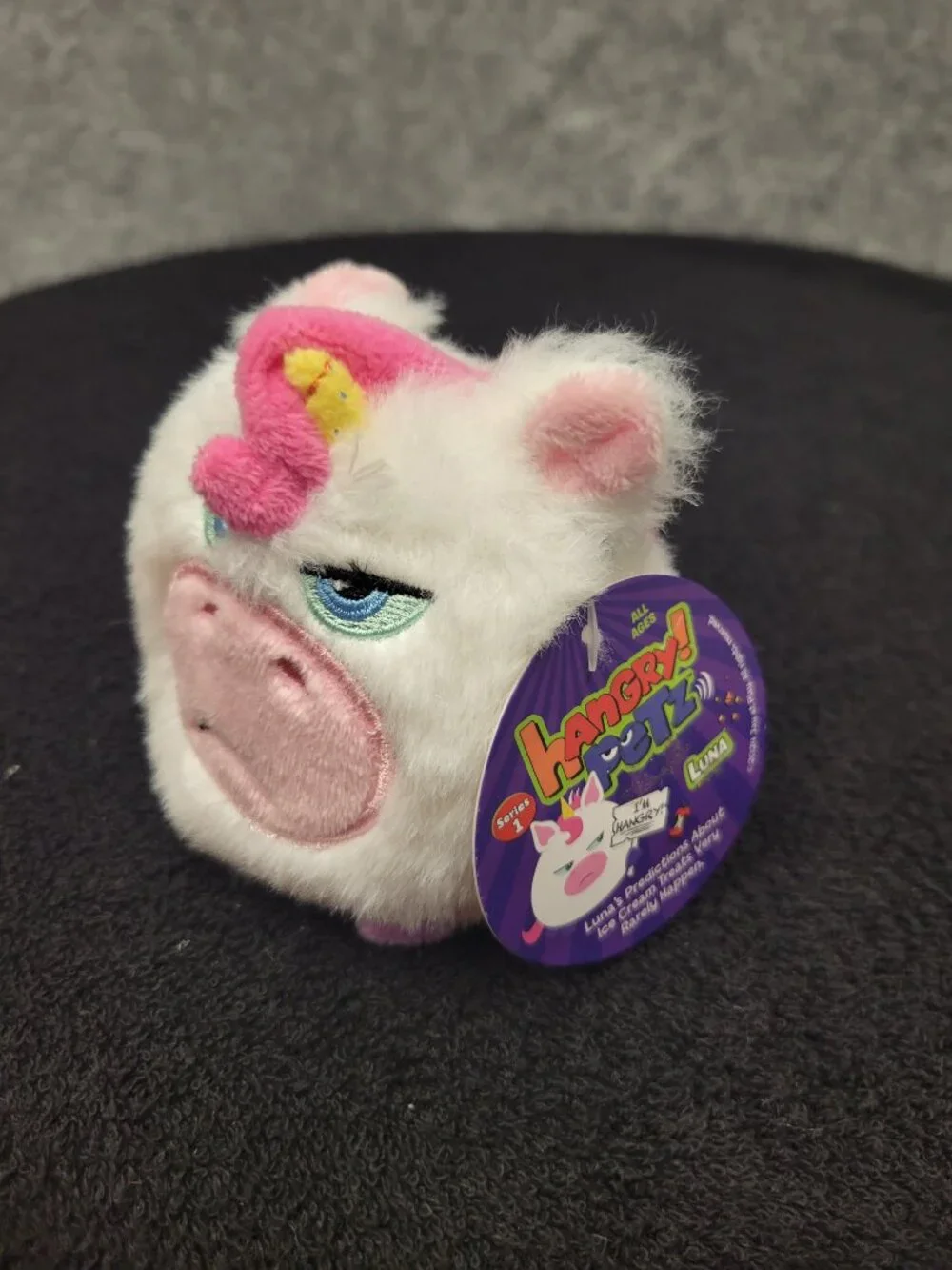 Jay Play hangry Petz stuffed animal